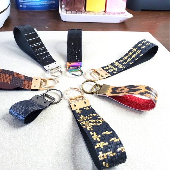 Custom Key Fobs / Key Chains - Picture 2 of 2